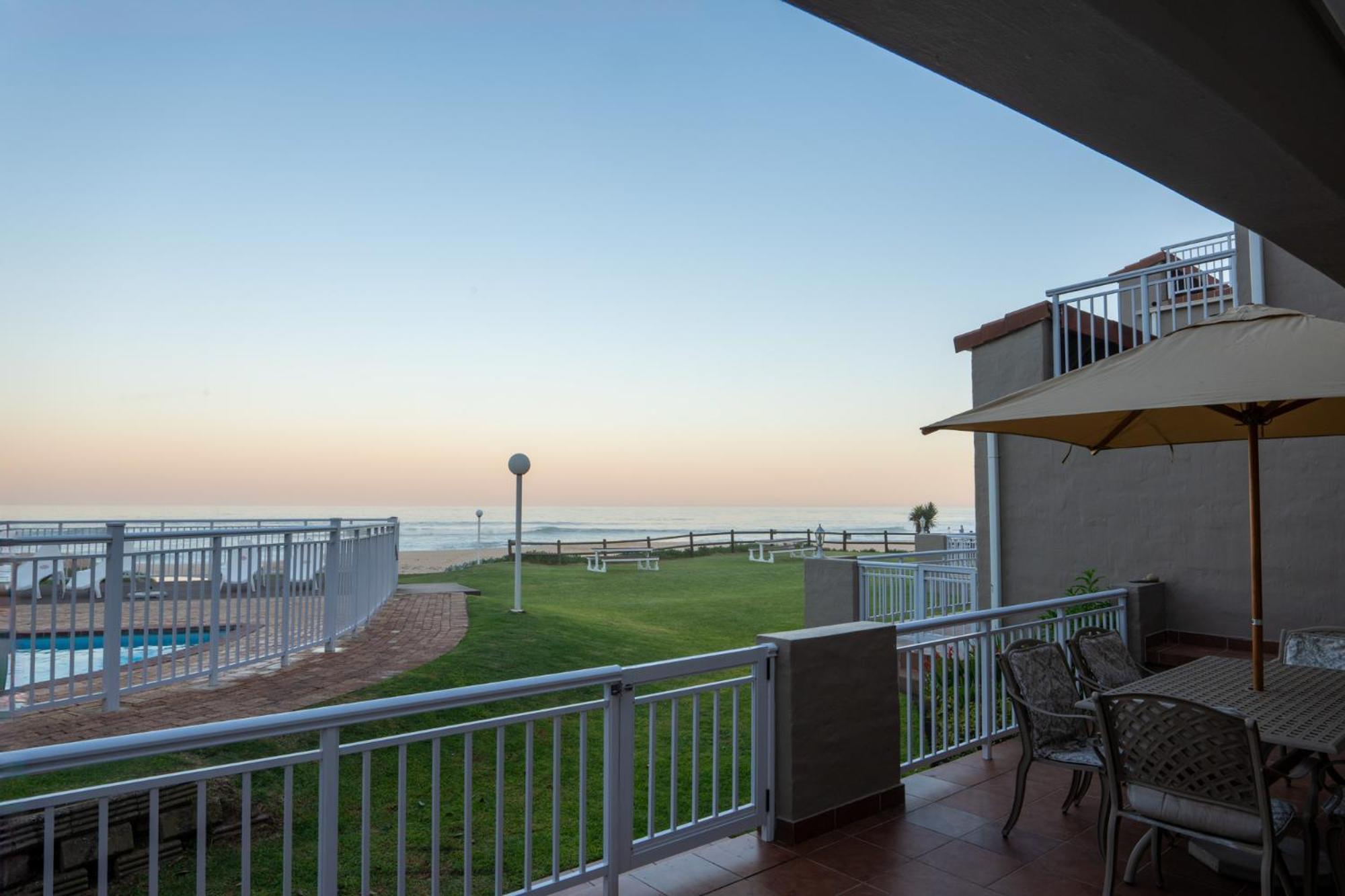 Jeffreys Bay Villas On The Beach Extérieur photo